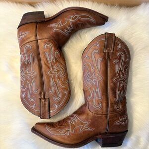 Justin Western Boots Leather Brown with Embroidered Details